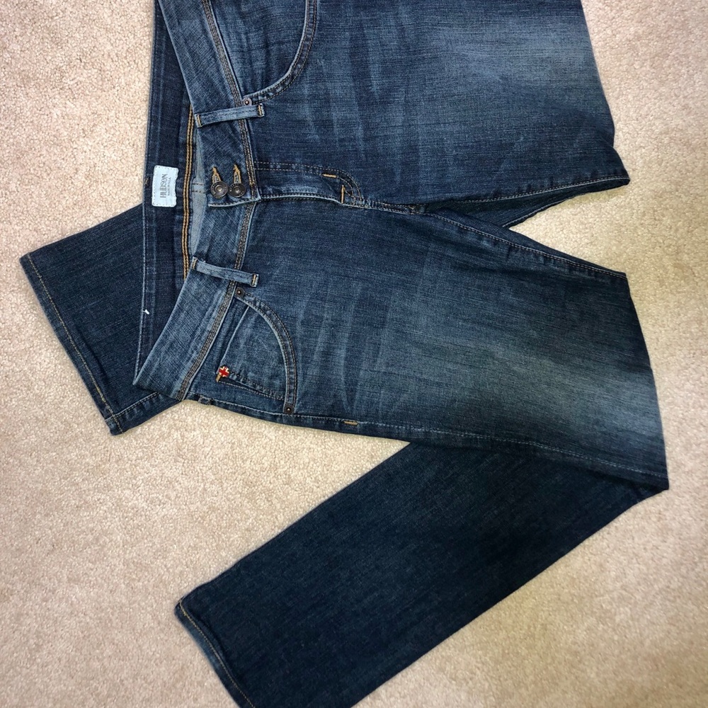 HUDSON JEANS SIZE 28